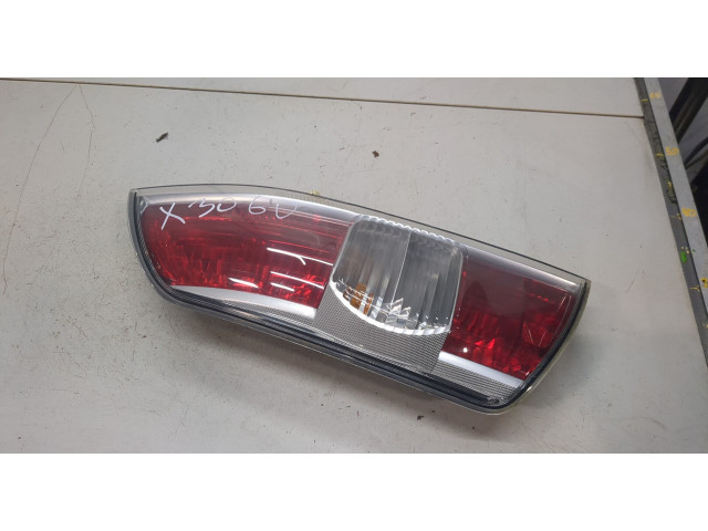 Задний фонарь Daihatsu Sirion 2005-2012