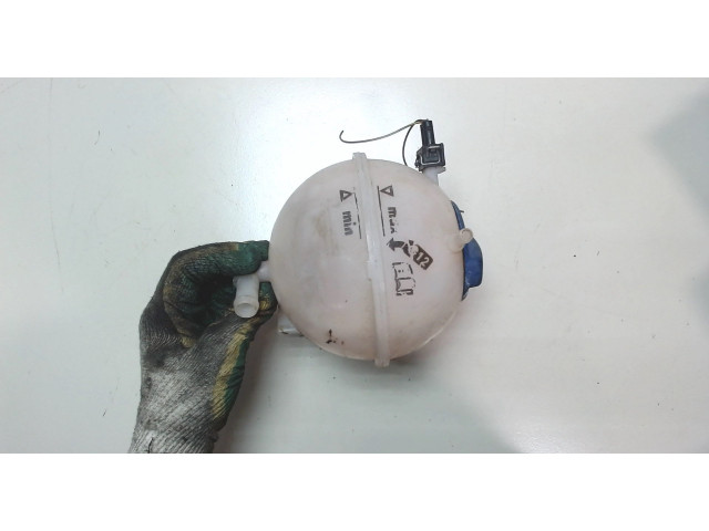 Бачок расширительный Seat Ibiza 2 1999-2002 1H011407C 2 1.4