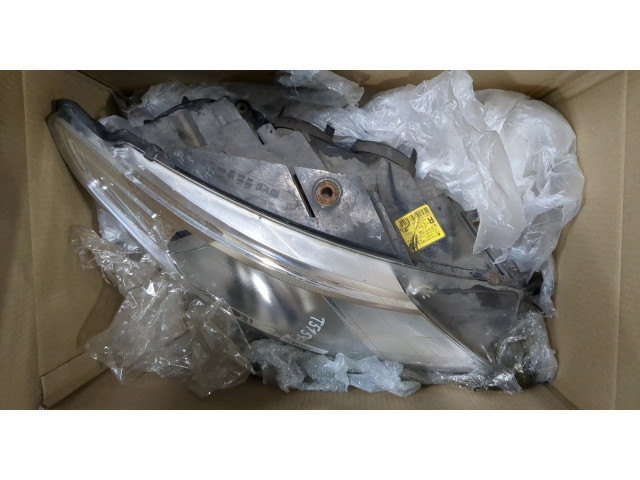 Фара передняя  Volkswagen Passat CC 2008-2012 правая 