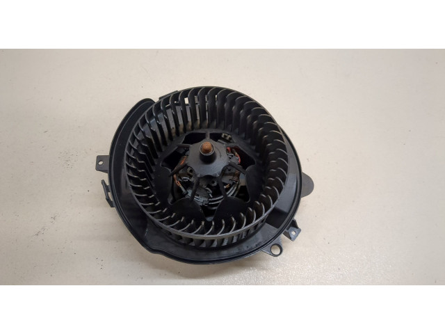 Моторчик печки Skoda Octavia (A7) 2013-2023