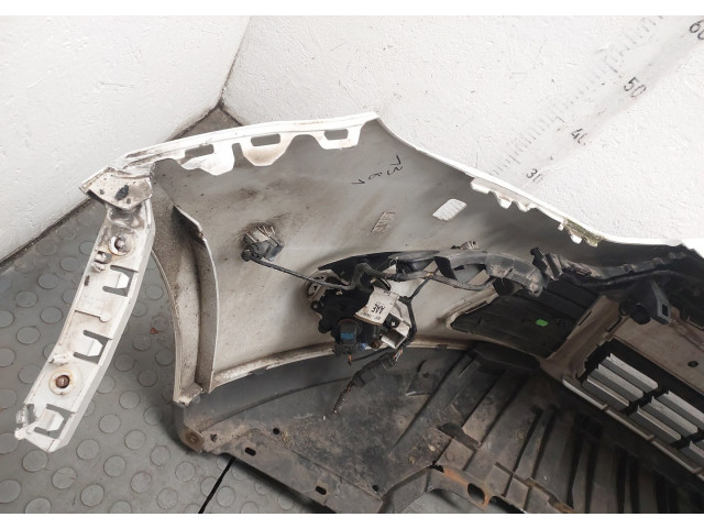 Бампер  Ford Focus 3 2011-2015 передний   1719342, BM5117757AFXWAA