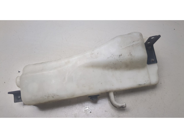 Бачок омывателя Mitsubishi Pajero 1990-2000 2.5