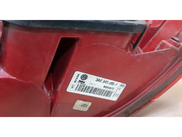 Задний фонарь