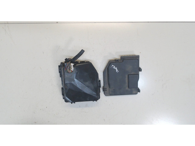 Блок предохранителей Honda CR-V 2007-2012 38250SWYE02 2.2