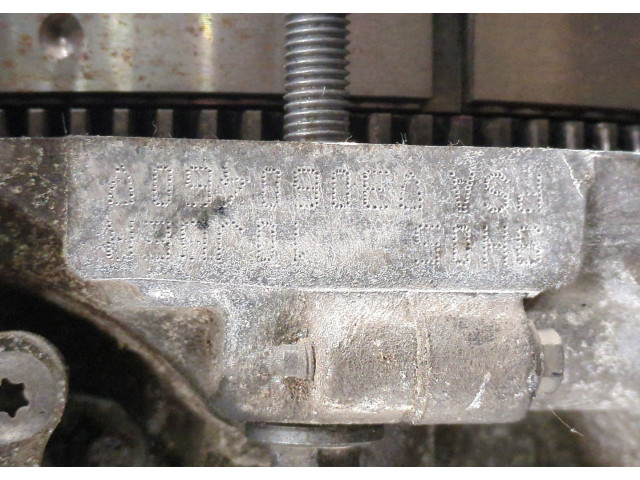 Генератор  Peugeot 5008 2009-2016           