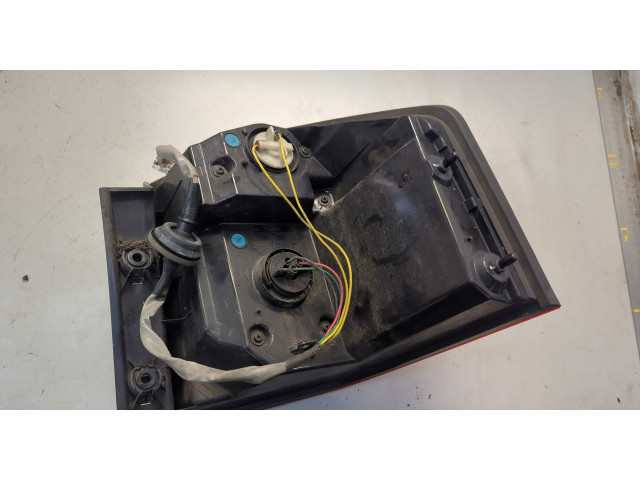 Задний фонарь          