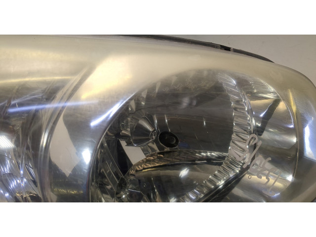 Фара передняя  Hyundai Getz 2002-2011 правая 