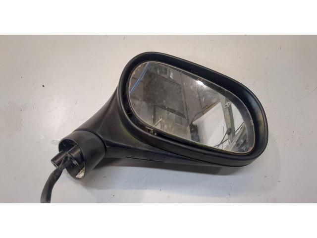 Зеркало боковое Mitsubishi Carisma правое