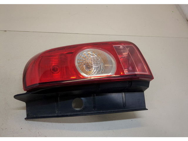 Задний фонарь          