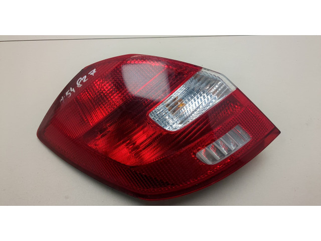 Задний фонарь