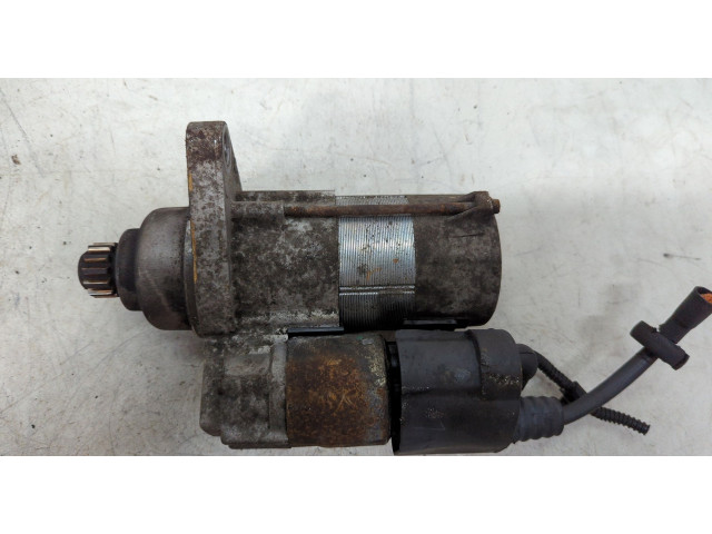 Стартер  Volkswagen Golf 5 2003-2009 1.9  0AM911023D   