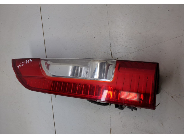 Задний фонарь          