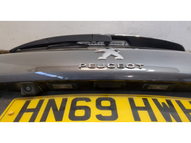 Замок багажника Peugeot 2008 2016-2019