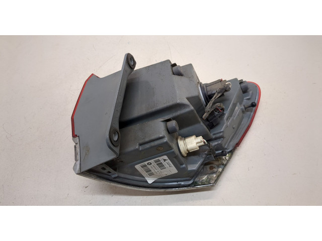 Задний фонарь          