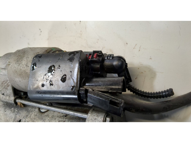 Стартер  Volkswagen Golf 7 2012-2017 1.6     