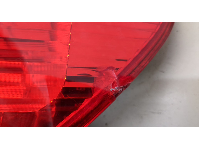 Задний фонарь          