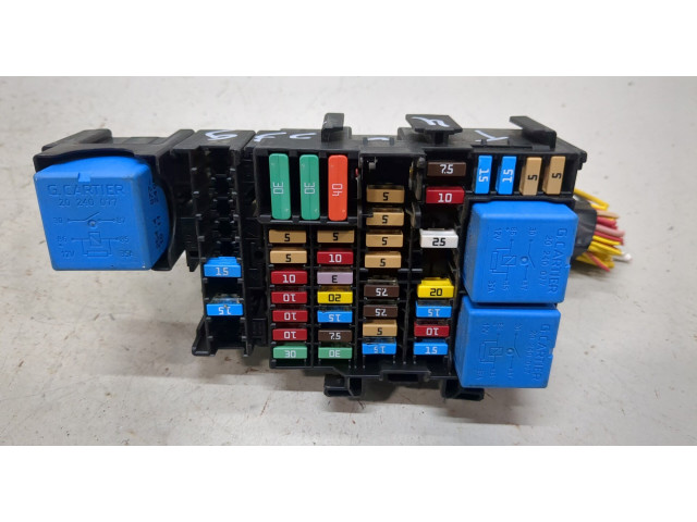 Блок предохранителей Dacia Duster 2010-2017