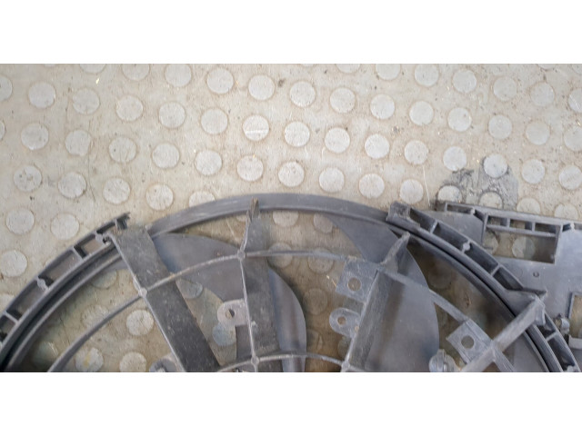 Вентилятор радиатора  Jaguar XE 2015-    2.0 бензин       