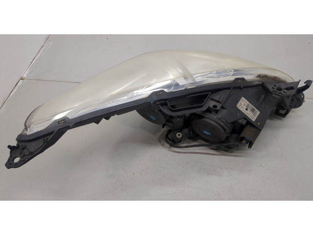 Фара передняя  Peugeot 5008 2009-2016 левая 