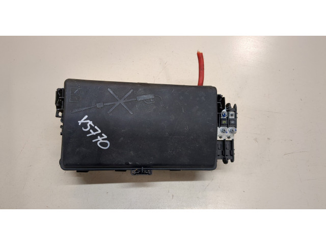 Блок предохранителей  Chevrolet Orlando 2011-2015      95963458   