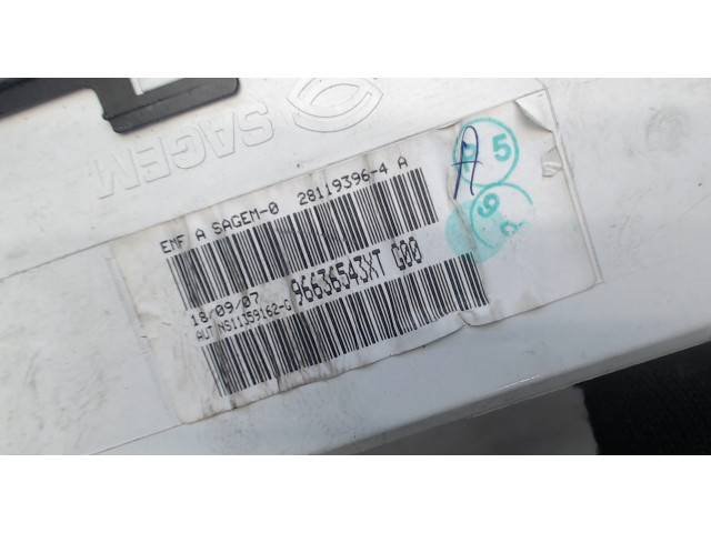 Дисплей бортового компьютера Peugeot Partner 2002-2008 96636543XT