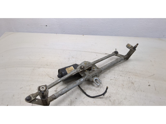 Двигатель стеклоочистителя (моторчик дворников) передний Volkswagen Golf 4 1997-2005