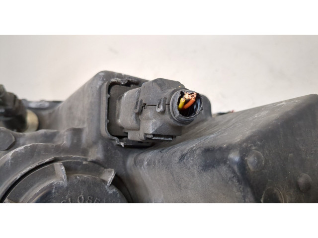 Фара передняя  KIA Sorento 2002-2009 левая 