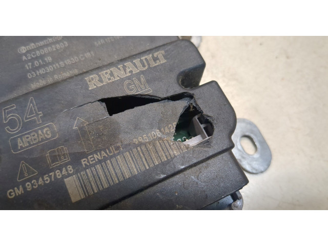 Блок управления подушками безопасности  Renault Trafic 2014-2021     