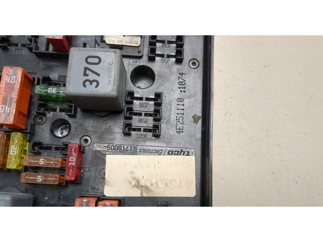 Блок предохранителей  Volkswagen Passat 7 2010-2015 Европа      1K0937124Q   