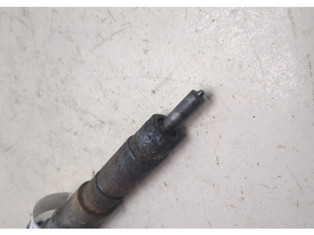 Форсунка топливная  Renault Koleos 2008-2016    7701476567     