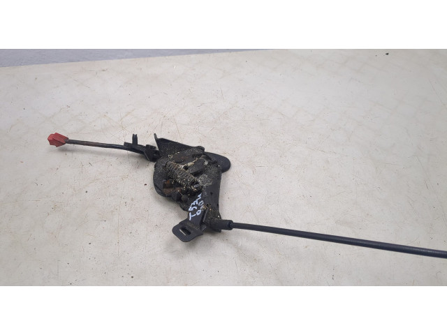 Замок капота Volkswagen Transporter 4 1991-2003