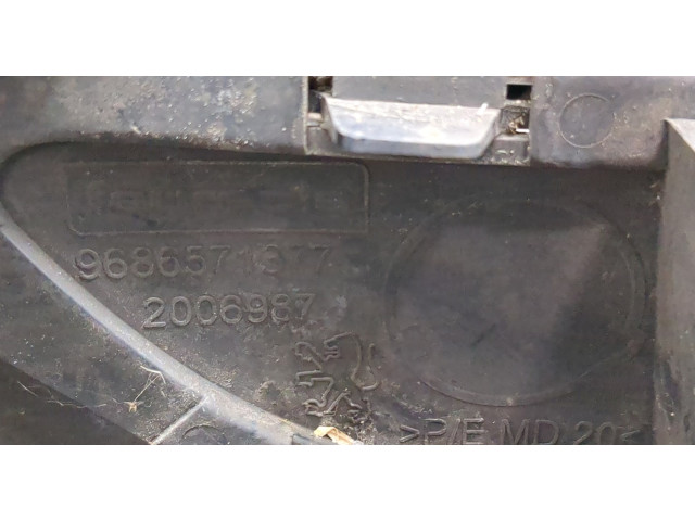 Бампер  Peugeot 508 2010-2018 передний   