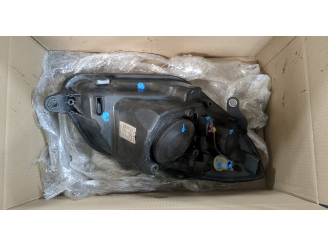 Фара передняя Skoda Fabia 2007-2014 левая