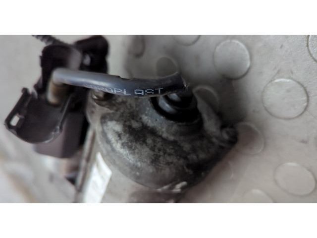 Стартер  Volkswagen Golf 6 2009-2012 1.6     