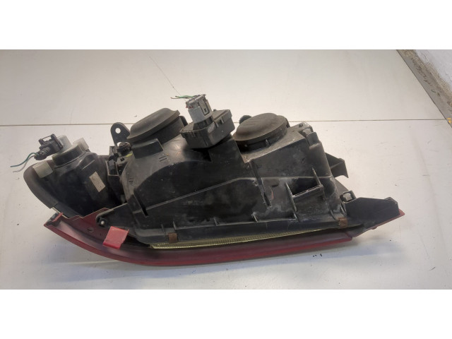 Фара передняя  Toyota Avensis 1 1997-2003 левая 