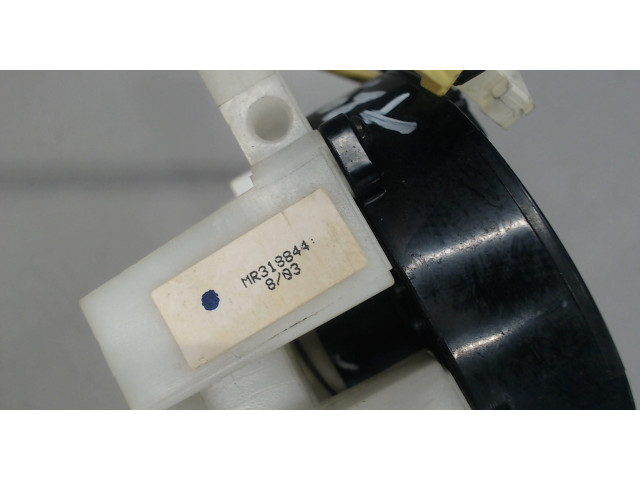 Шлейф руля Mitsubishi Carisma