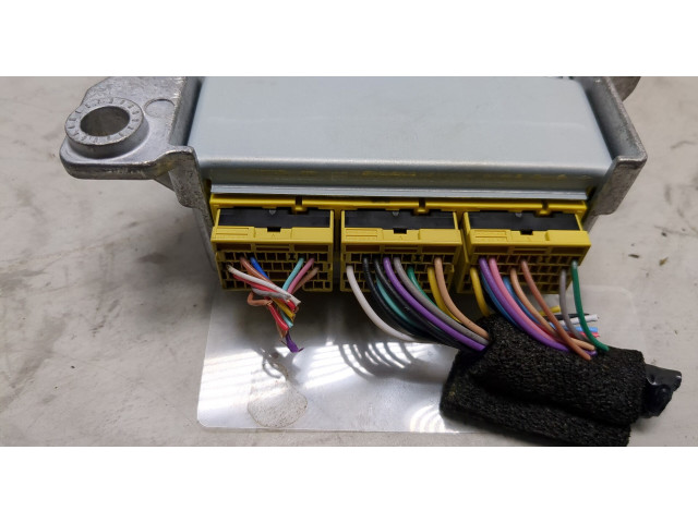 Блок управления подушками безопасности  Mazda 3 (BM) 2016-2019     