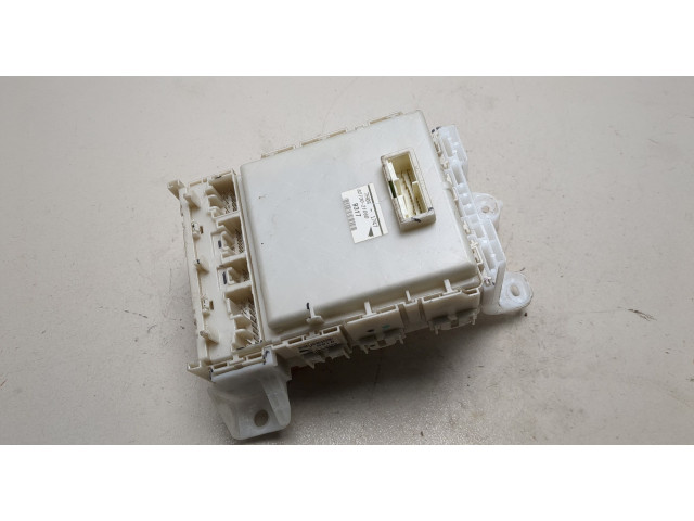 Блок предохранителей Scion tC 2004-2010