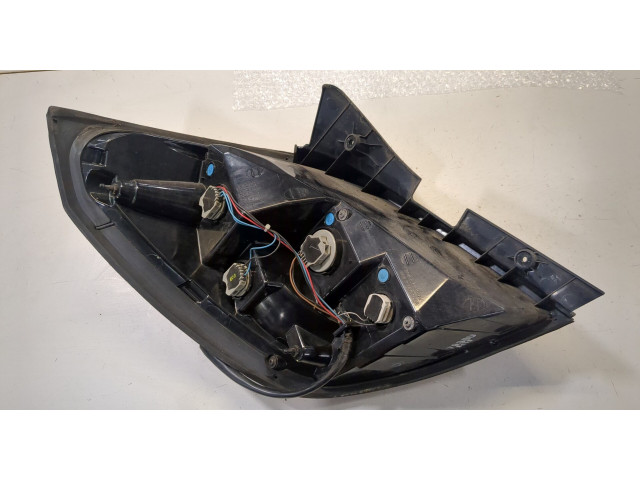 Задний фонарь          