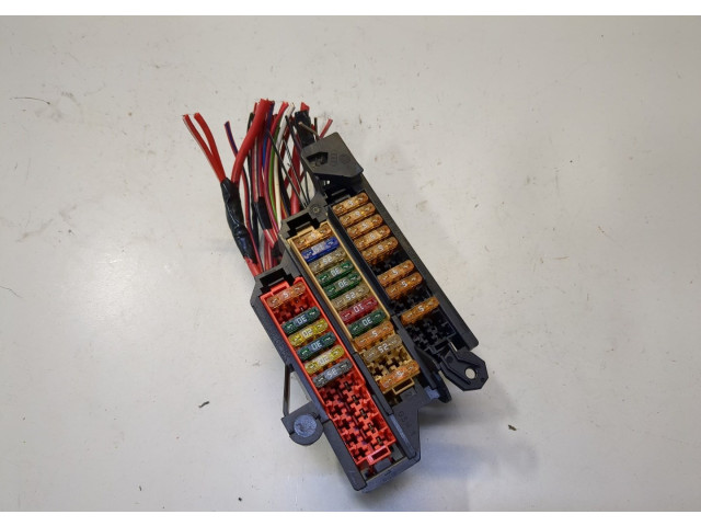 Блок предохранителей  Audi A5 2007-2011      8K0971845    3.2