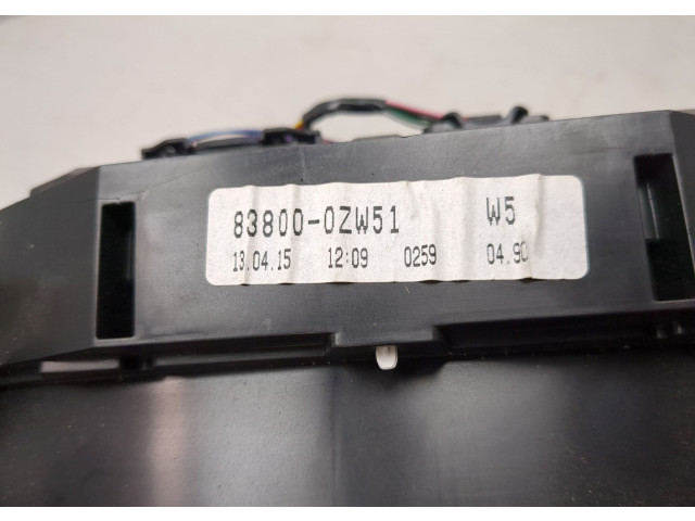 Панель приборов  Toyota Auris E18 2012-            