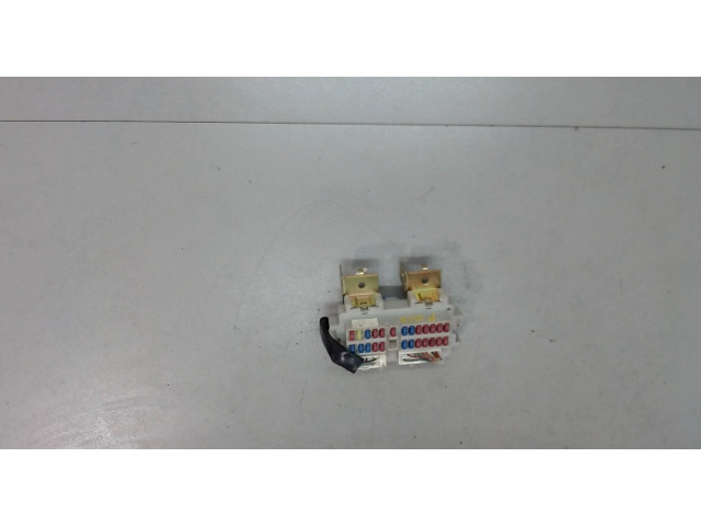 Блок предохранителей Infiniti QX56 2004-2010 243507S200 5.6