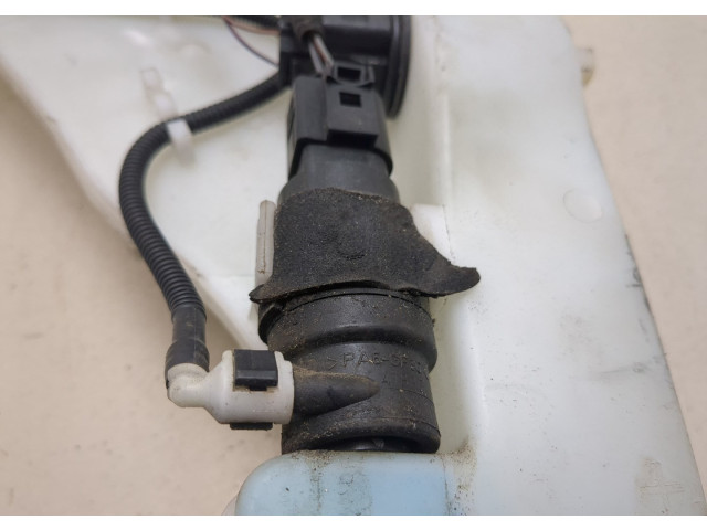 Бачок омывателя  Audi A6 (C7) 2011-2018 4G8955453D, 1K5955651, 7M0919376   