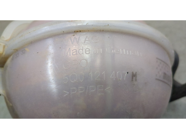 Бачок расширительный Skoda Octavia (A7) 2013-2017 5Q0121407G