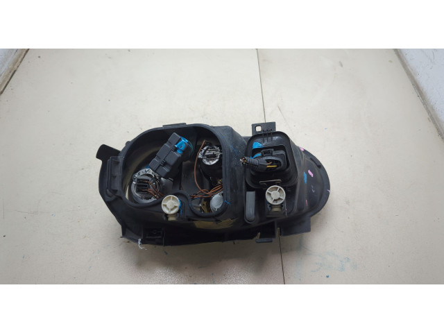 Фара передняя  Volkswagen Golf 4 1997-2006 правая 