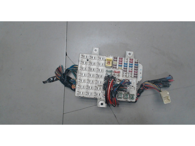 Блок предохранителей Mitsubishi Colt 2008-2012 8637A390 1.1