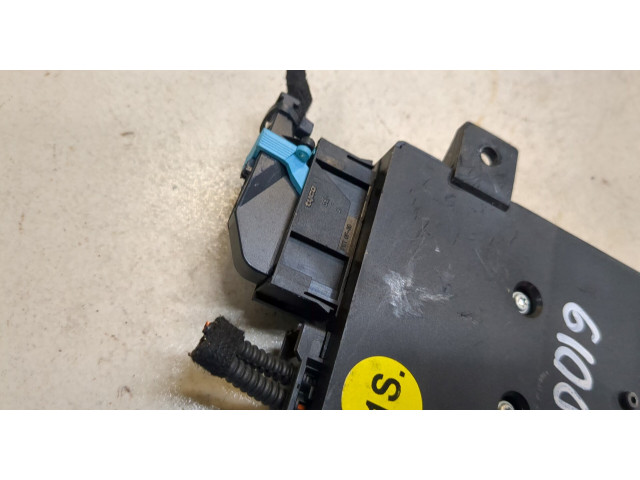 Блок комфорта Audi A6 (C6) 2005-2011 4L0907468B