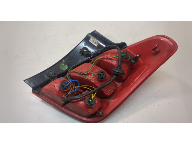 Задний фонарь          