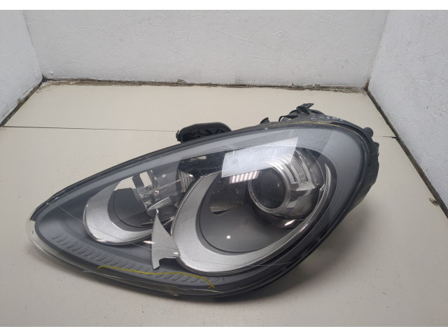 Фара передняя  Porsche Cayenne 2010-2018 левая 