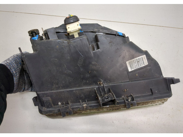 Фара передняя Citroen Xantia 1998-2000 левая